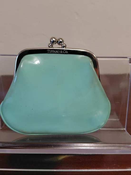 Tiffany & Co. Patent Leather Kiss Lock Coin Purse In Tiffany Blue - Picture 8 of 9